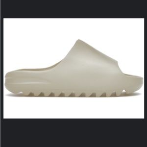 Adidas Yeezy Slide Bone (2022/2023) Size 11 Men. New and unworn with box